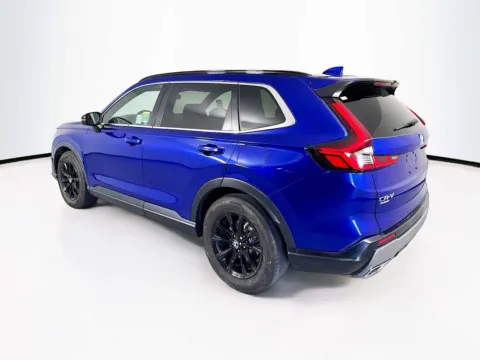 More photos of 2023 Honda CR-V Hybrid Sport at Unicars Honda, CA