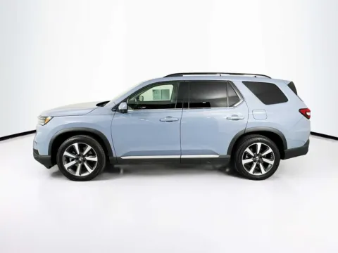 More photos of 2023 Honda Pilot Elite at Unicars Honda, CA