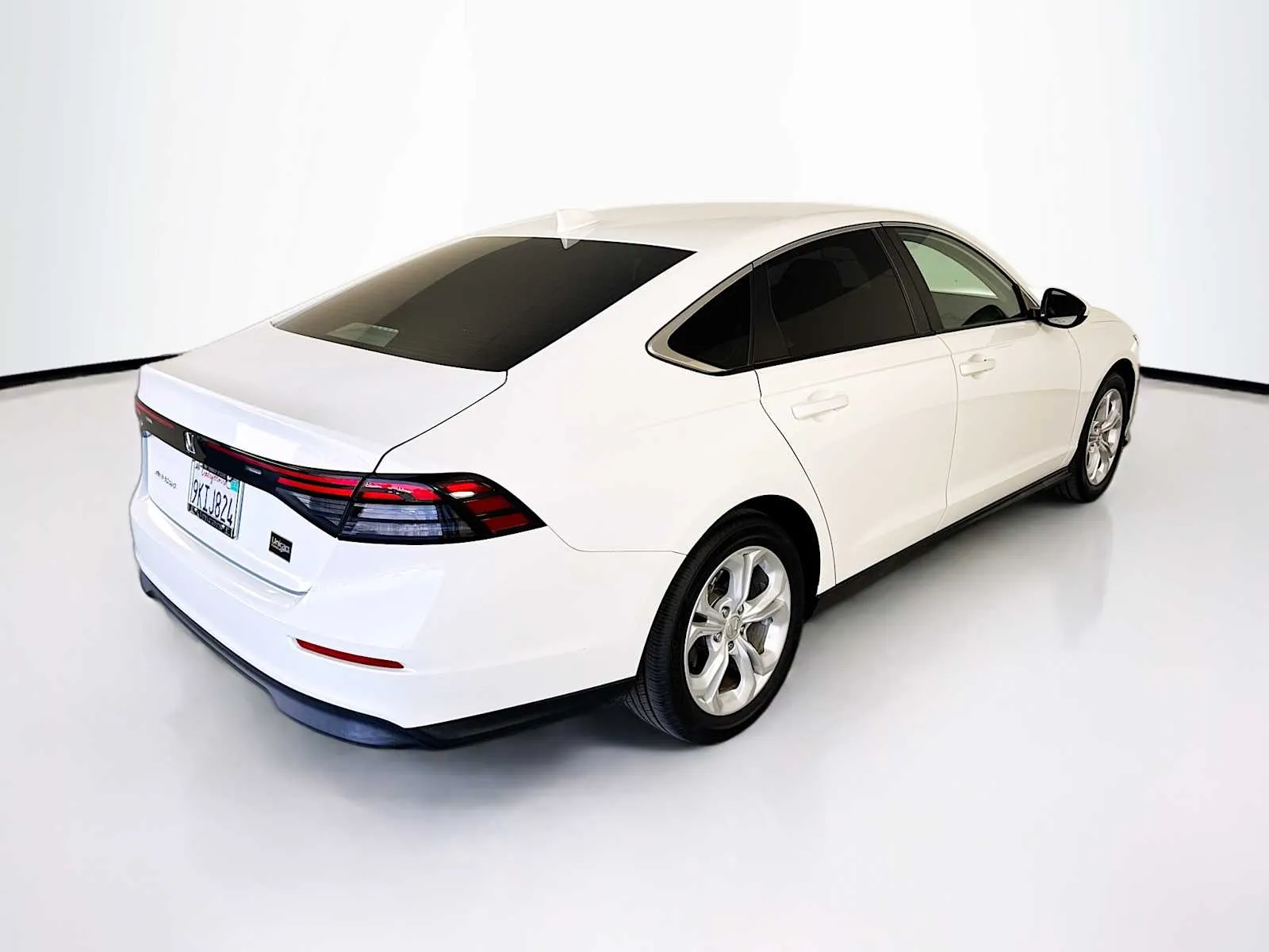 Honda Accord photo 7