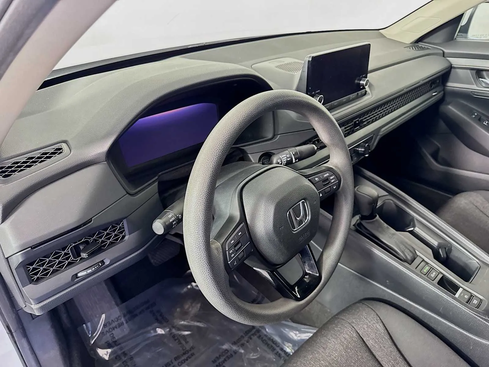 Honda Accord photo 9