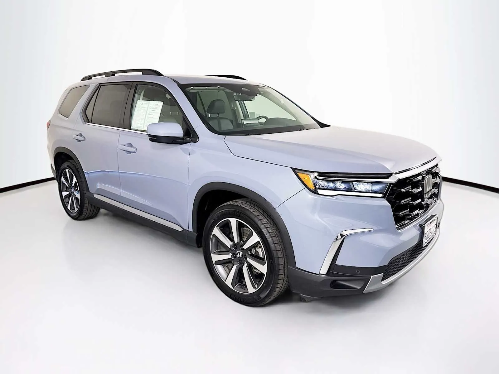 Gray 2025 Honda Pilot Touring for sale in Indio, CA