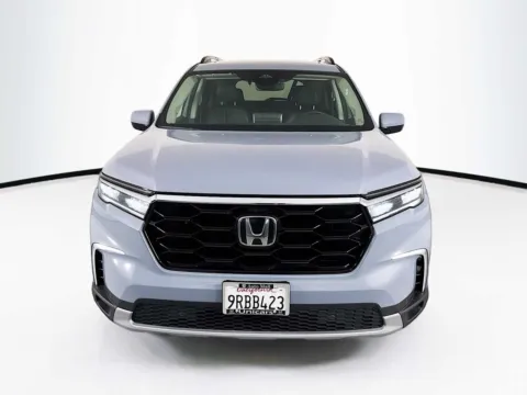 Photos of 2025 Honda Pilot Touring for sale in Indio, CA at Unicars Honda