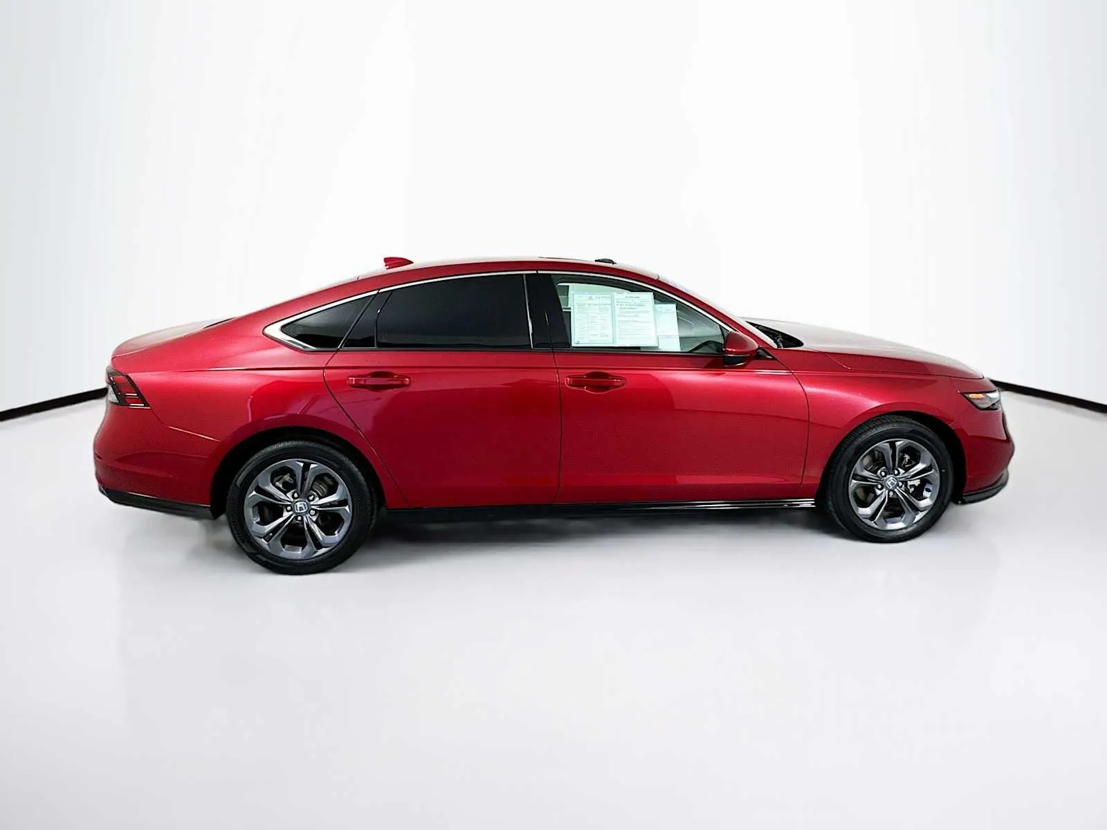 Honda Accord photo 29