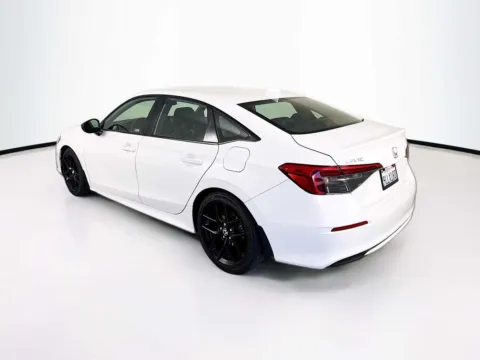 More photos of 2024 Honda Civic Sport at Unicars Honda, CA