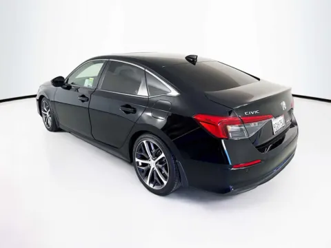 More photos of 2023 Honda Civic Touring at Unicars Honda, CA