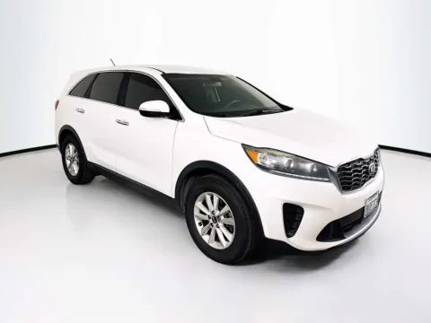 White 2019 Kia Sorento L for sale in Indio, CA