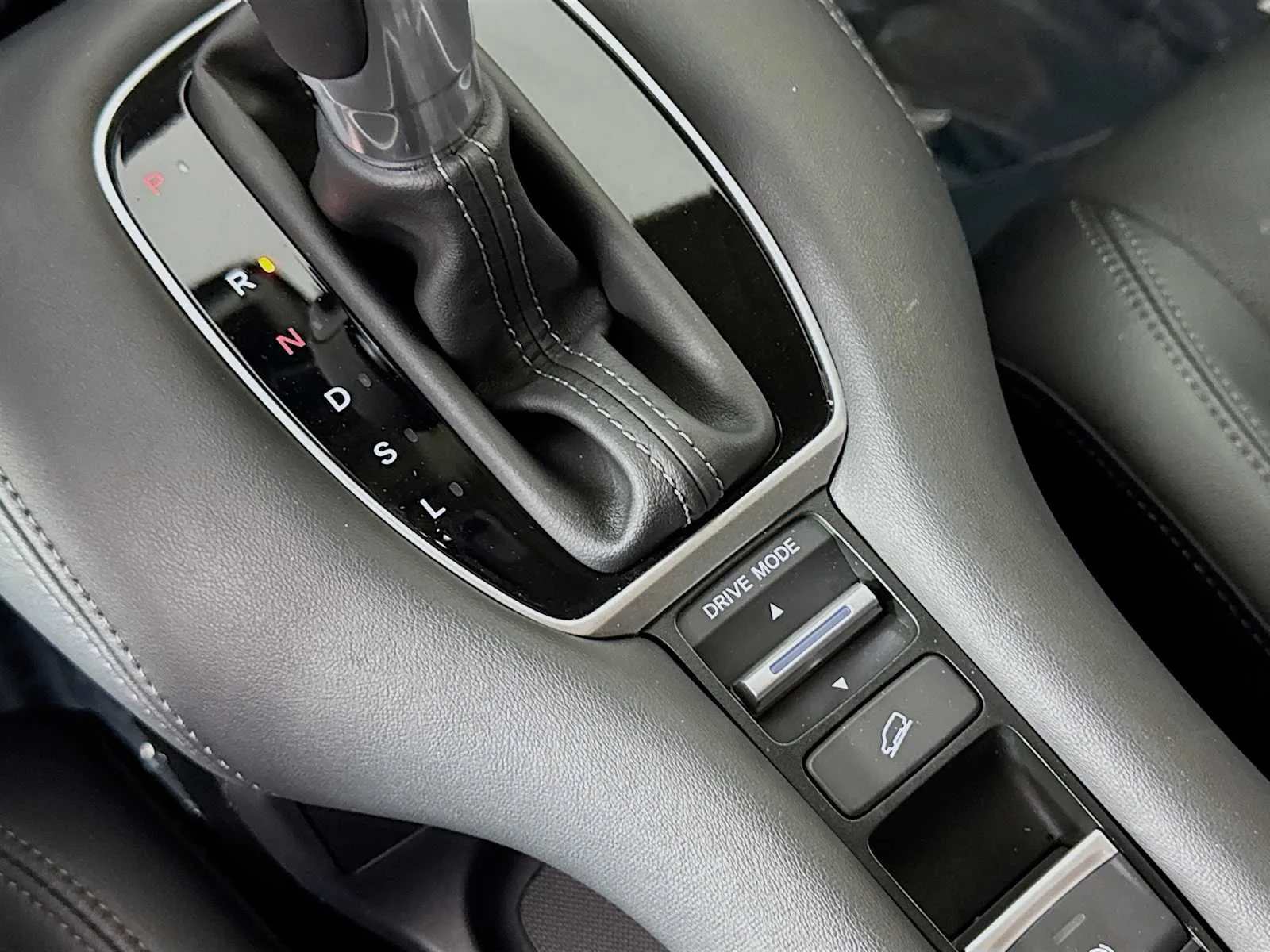 Honda HR-V photo 17