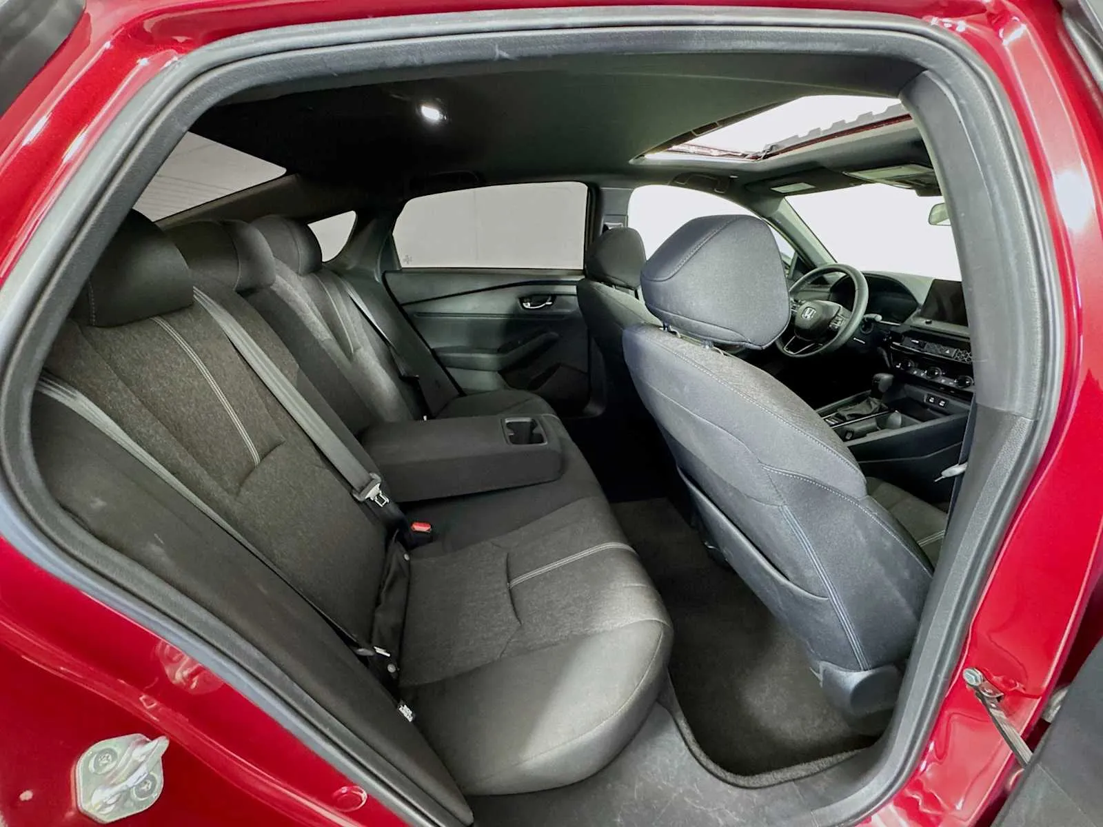 Honda Accord photo 26