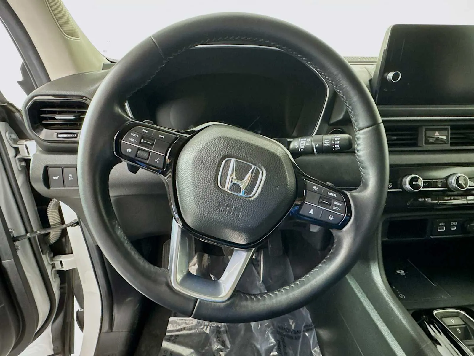 Honda Pilot photo 11