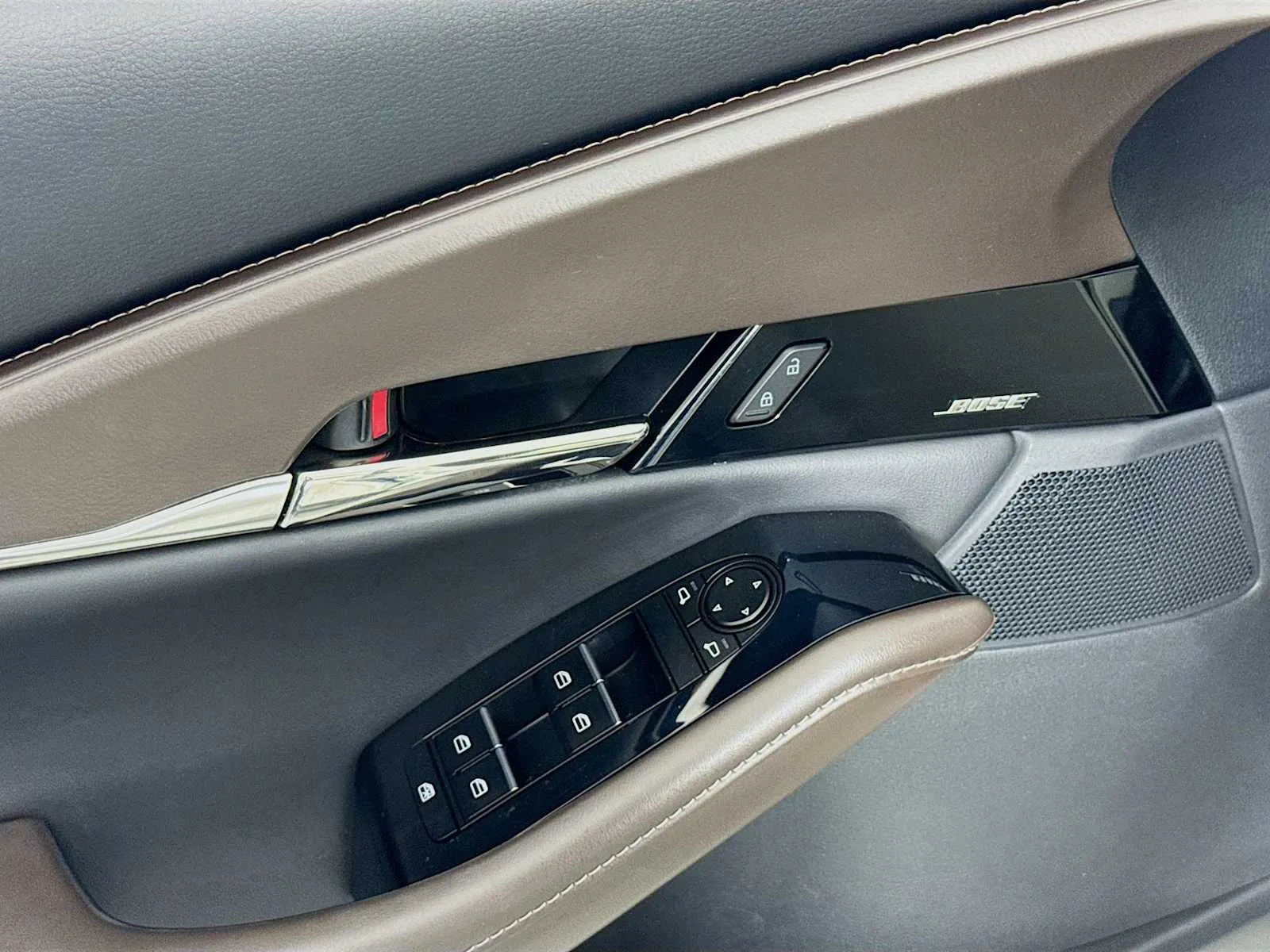Mazda CX-30 photo 18