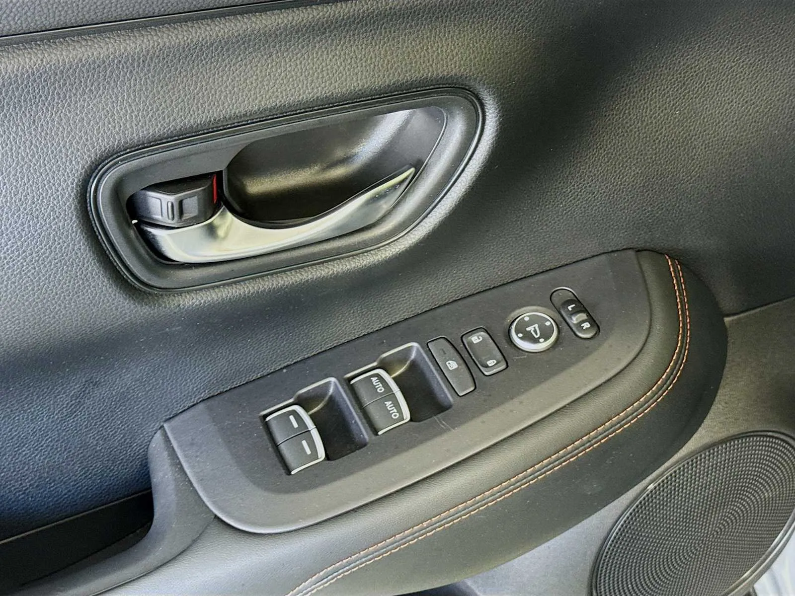 Honda HR-V photo 18