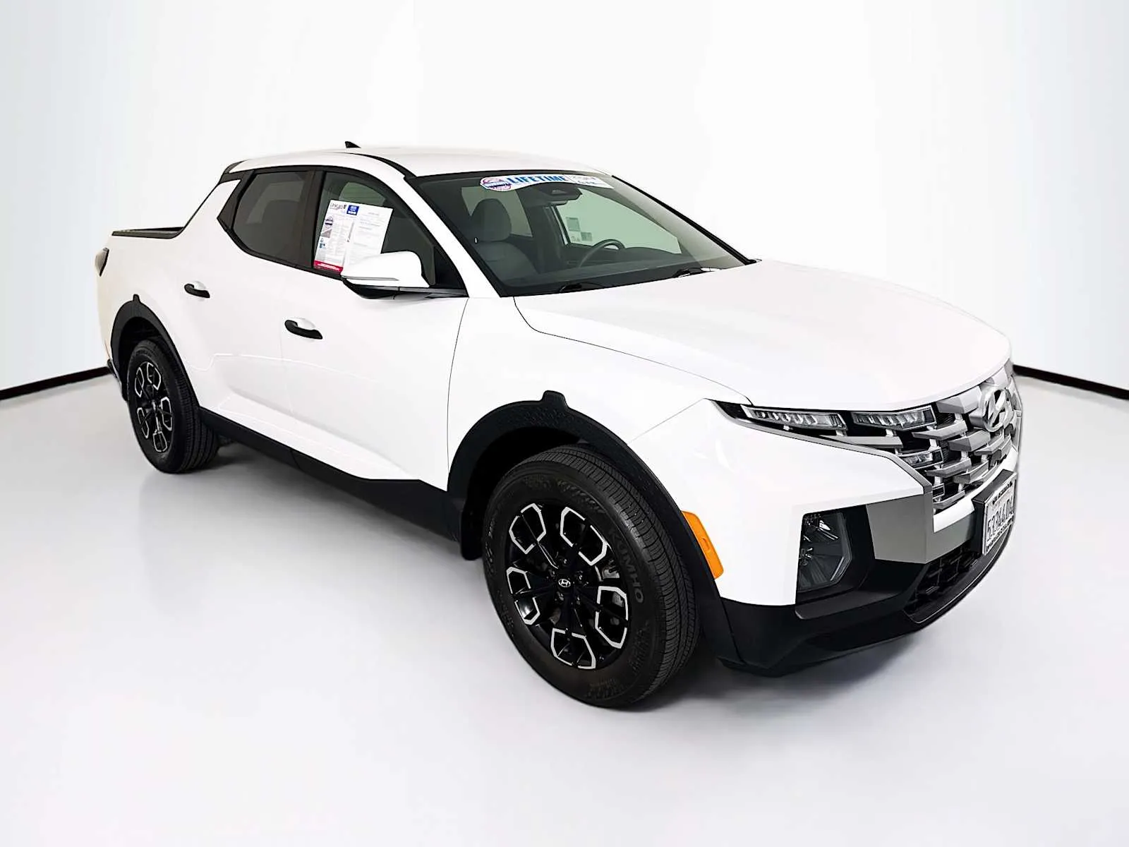 White 2024 Hyundai Santa Cruz SEL for sale in Indio, CA