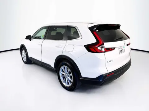 More photos of 2024 Honda CR-V EX at Unicars Honda, CA