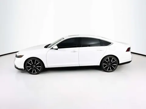 More photos of 2024 Honda Accord Hybrid Touring at Unicars Honda, CA