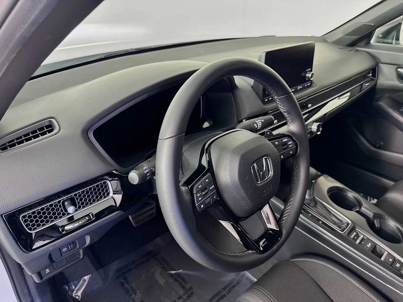Honda Civic photo 9