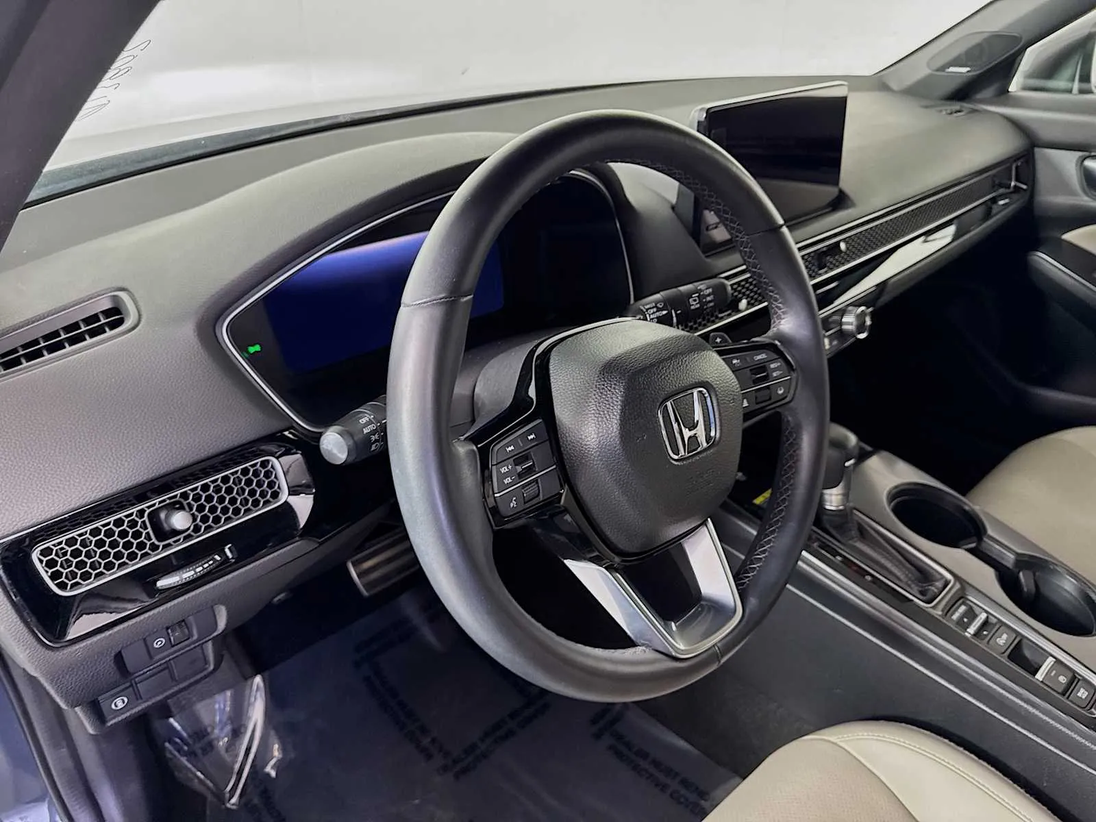Honda Civic photo 9