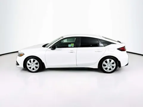 More photos of 2023 Honda Civic Sport at Unicars Honda, CA