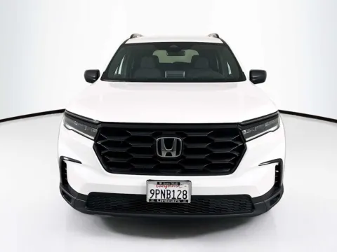 Photos of 2025 Honda Pilot Sport for sale in Indio, CA at Unicars Honda