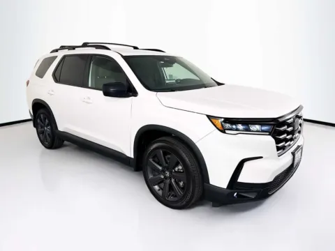 White 2023 Honda Pilot Sport for sale in Indio, CA