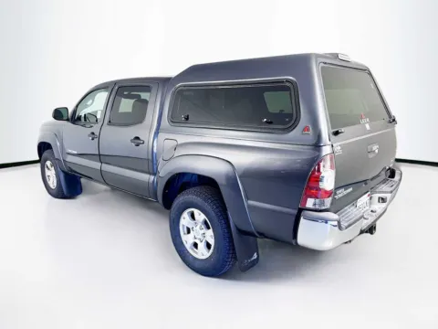 More photos of 2013 Toyota Tacoma V6 at Unicars Honda, CA