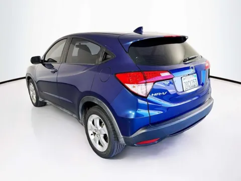 More photos of 2016 Honda HR-V LX at Unicars Honda, CA