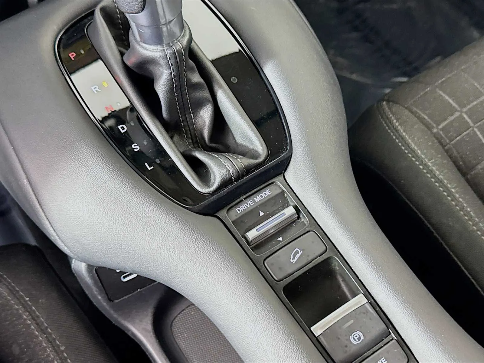 Honda HR-V photo 17