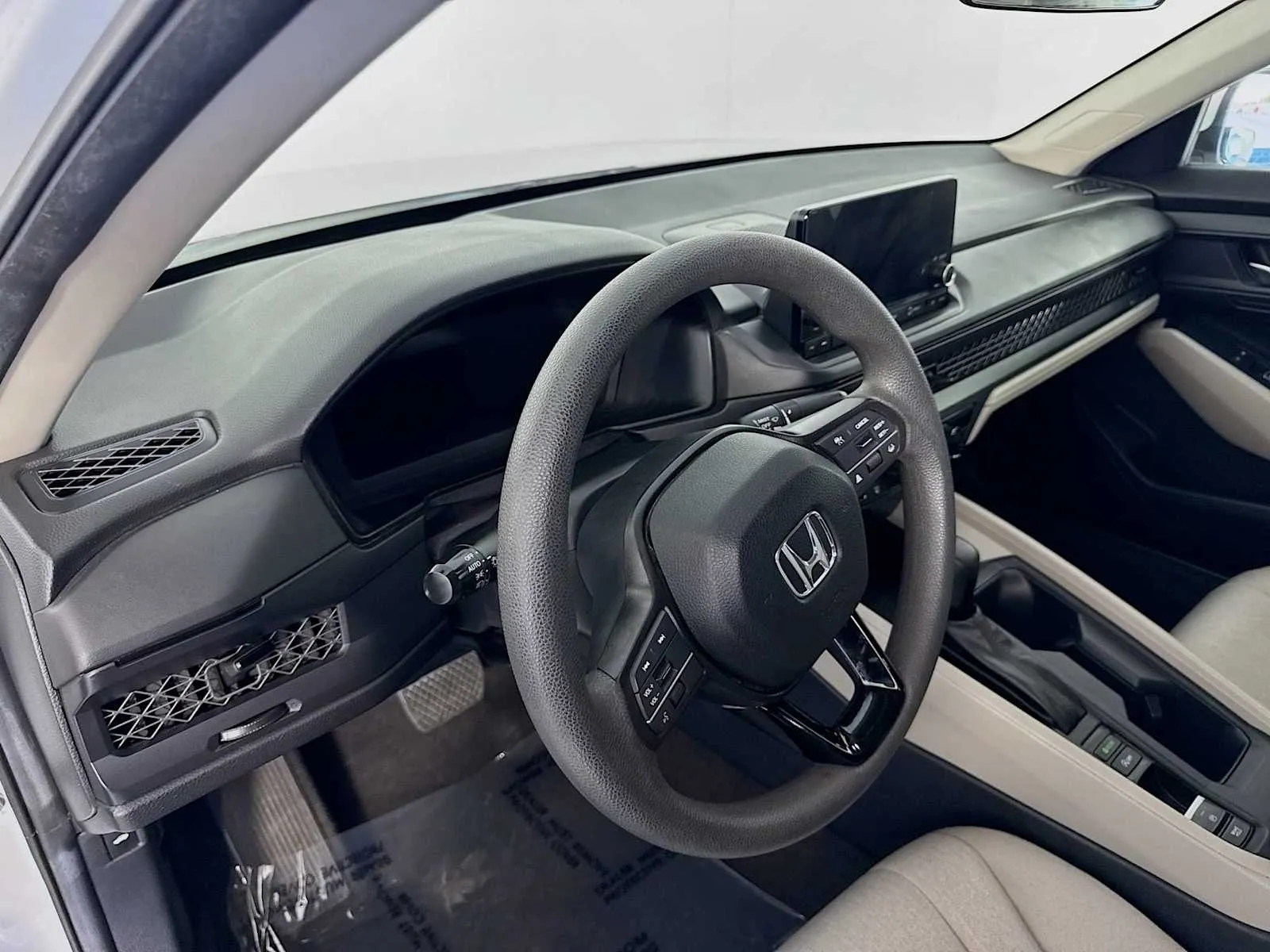 Honda Accord photo 14