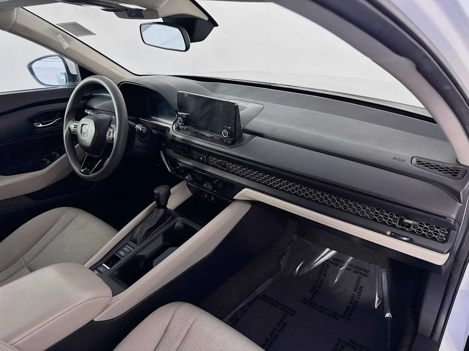 Honda Accord photo 24
