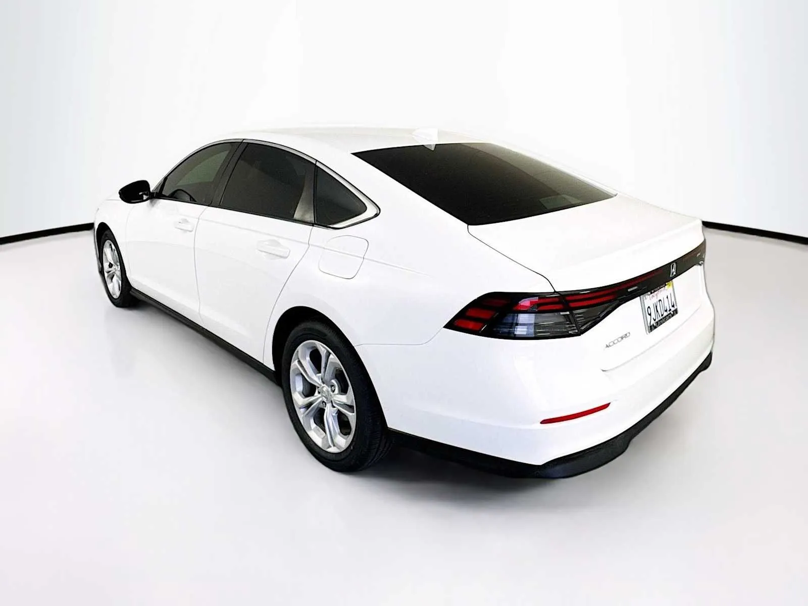 Honda Accord photo 5
