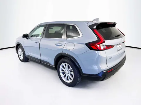 More photos of 2023 Honda CR-V EX-L at Unicars Honda, CA