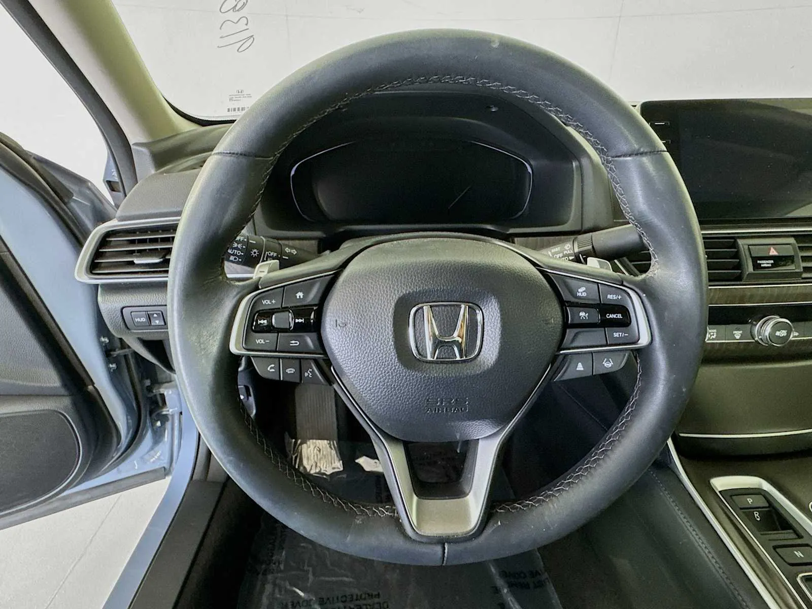 Honda Accord photo 11