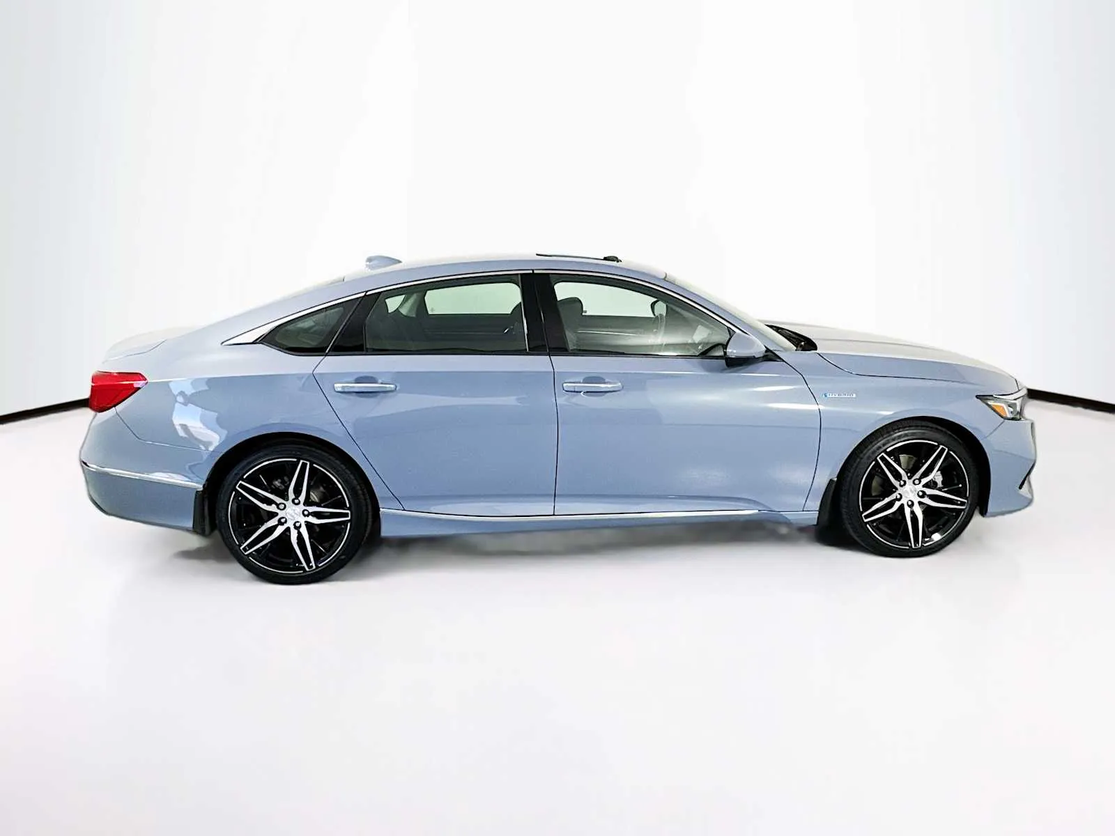 Honda Accord photo 8