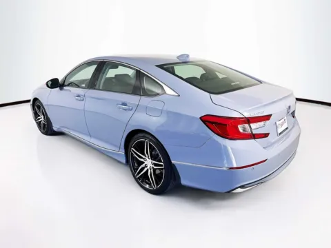 More photos of 2022 Honda Accord Hybrid Touring at Unicars Honda, CA