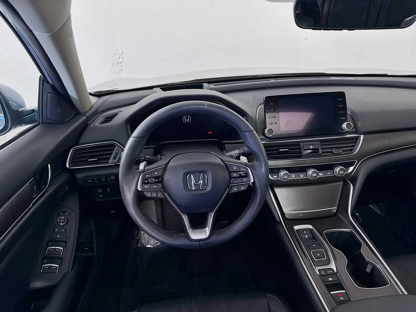 Honda Accord photo 23