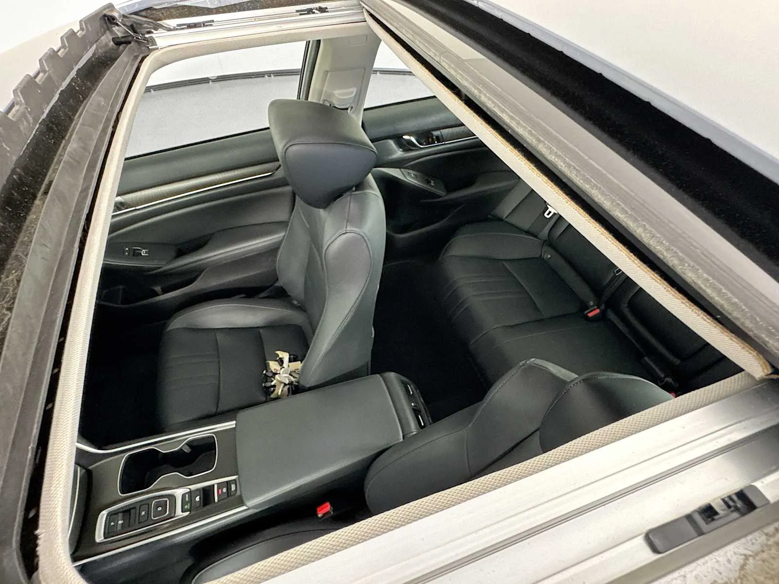 Honda Accord photo 22