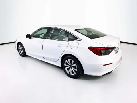 More photos of 2024 Honda Civic LX at Unicars Honda, CA