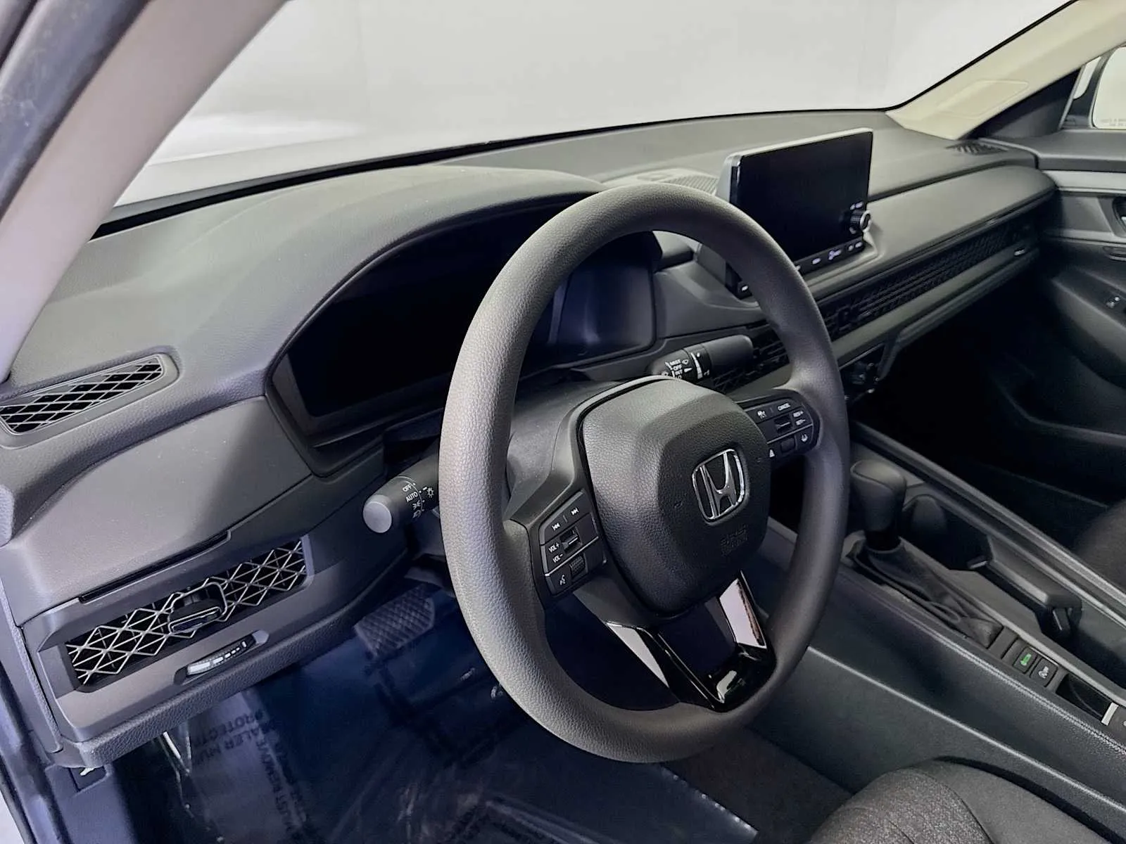 Honda Accord photo 9