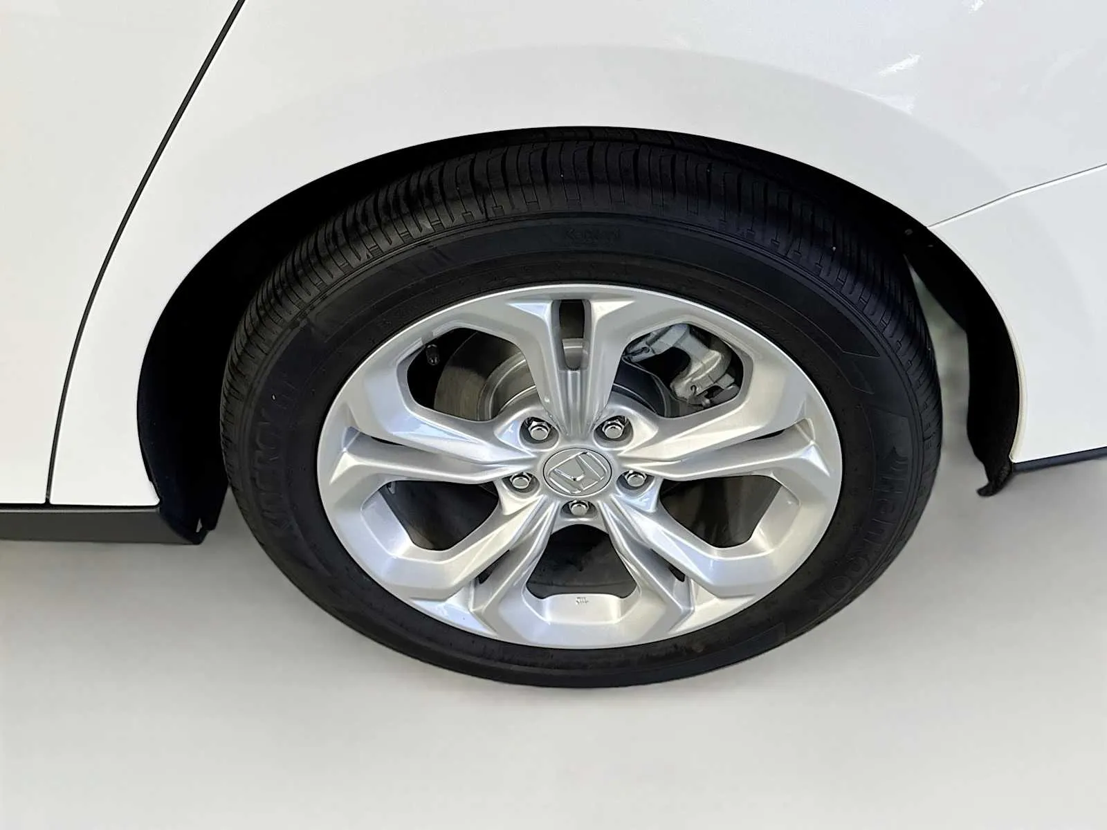 Honda Accord photo 28