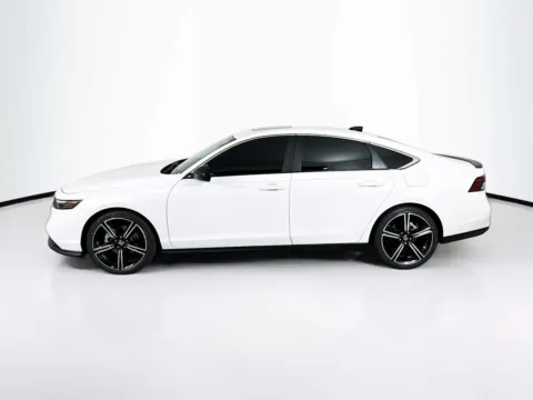 More photos of 2024 Honda Accord Hybrid Sport at Unicars Honda, CA