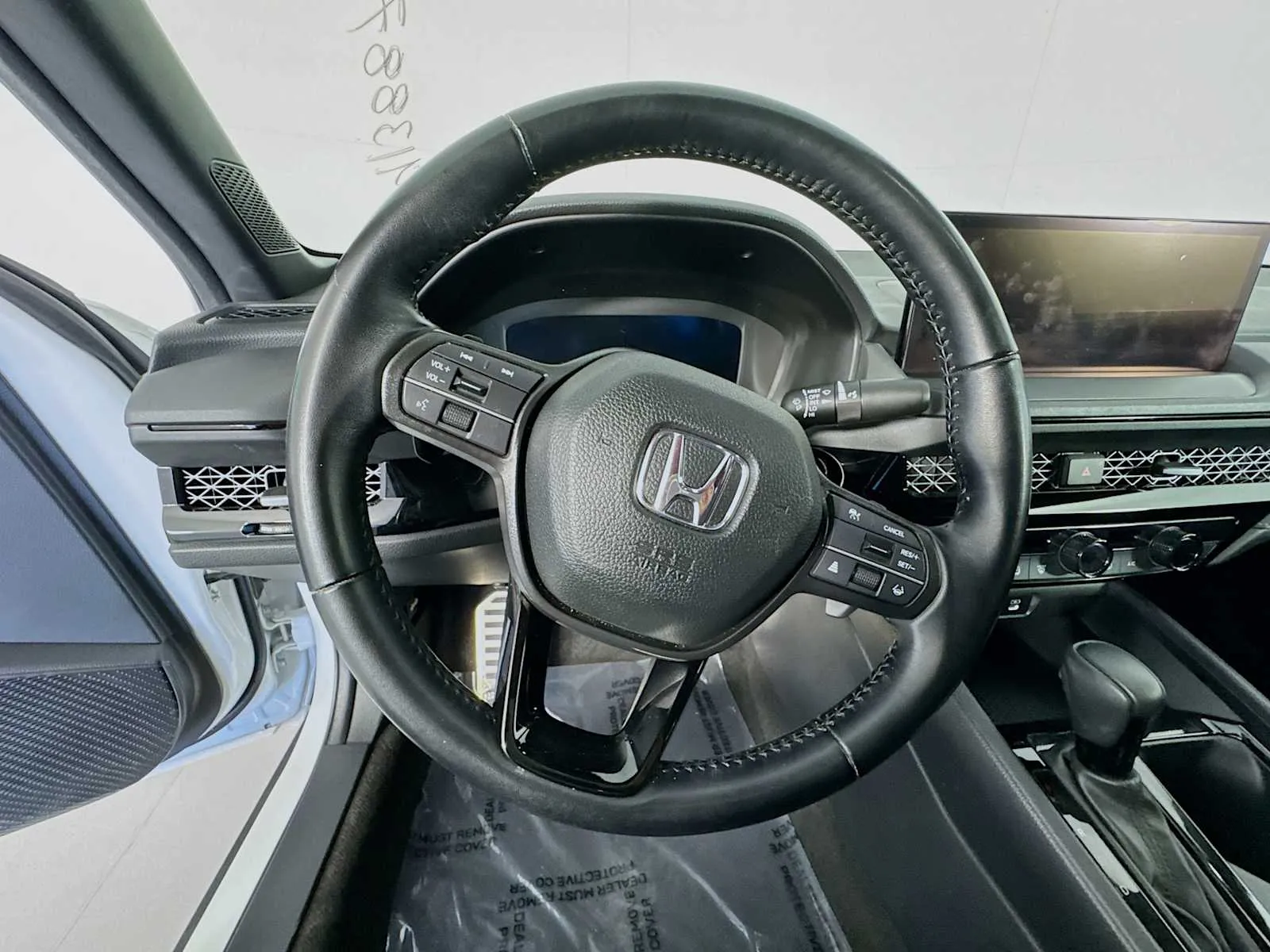 Honda Accord photo 15