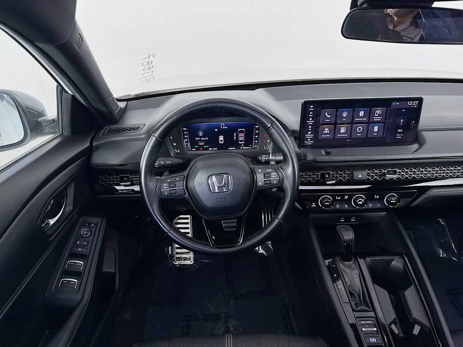 Honda Accord photo 24