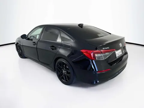 More photos of 2023 Honda Civic Sport at Unicars Honda, CA