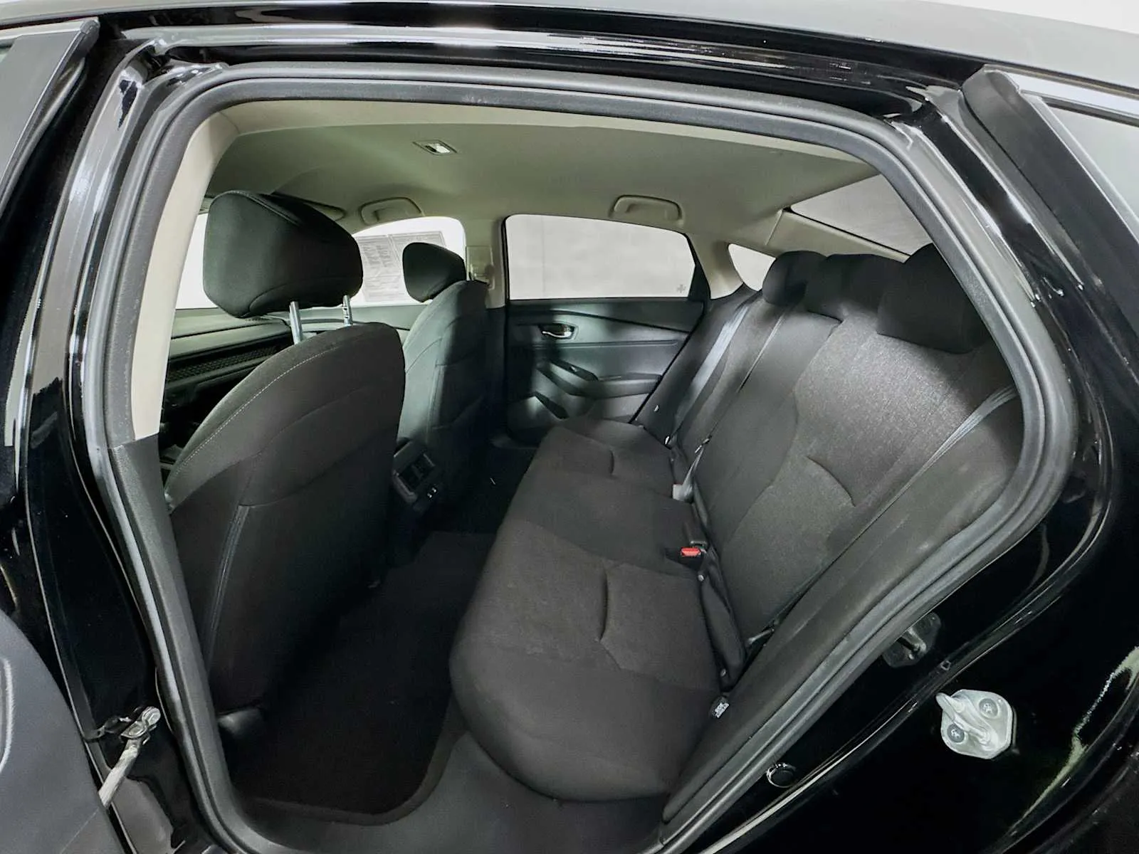 Honda Accord photo 22