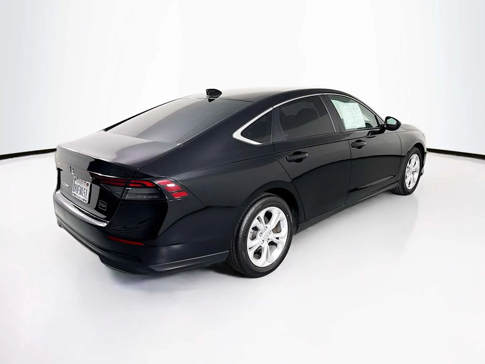 Honda Accord photo 7