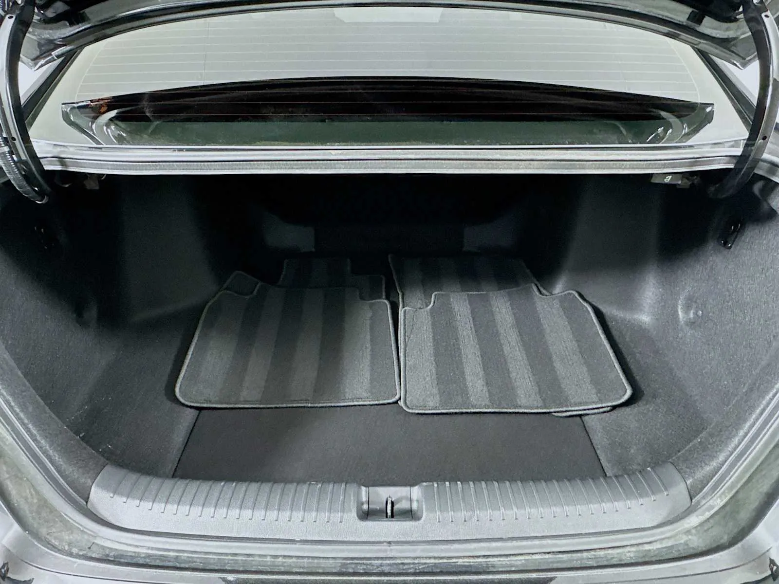 Honda Accord photo 25