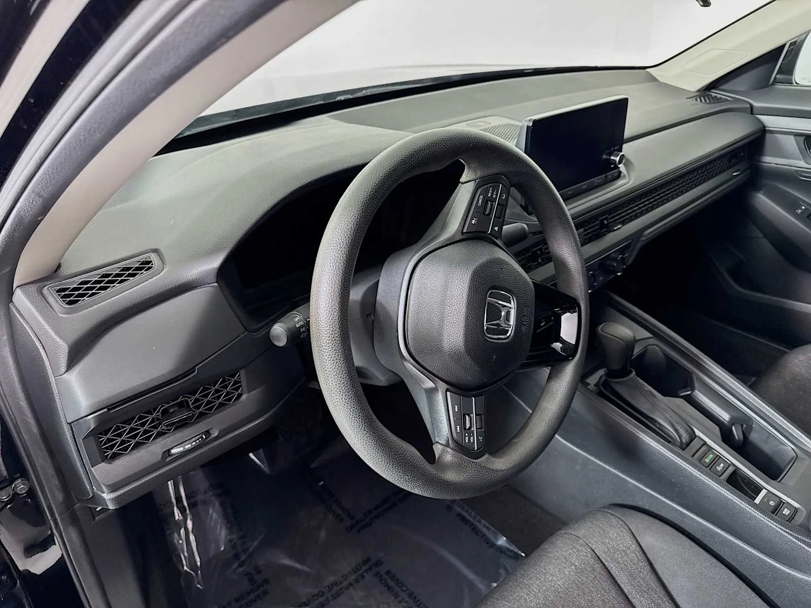 Honda Accord photo 9
