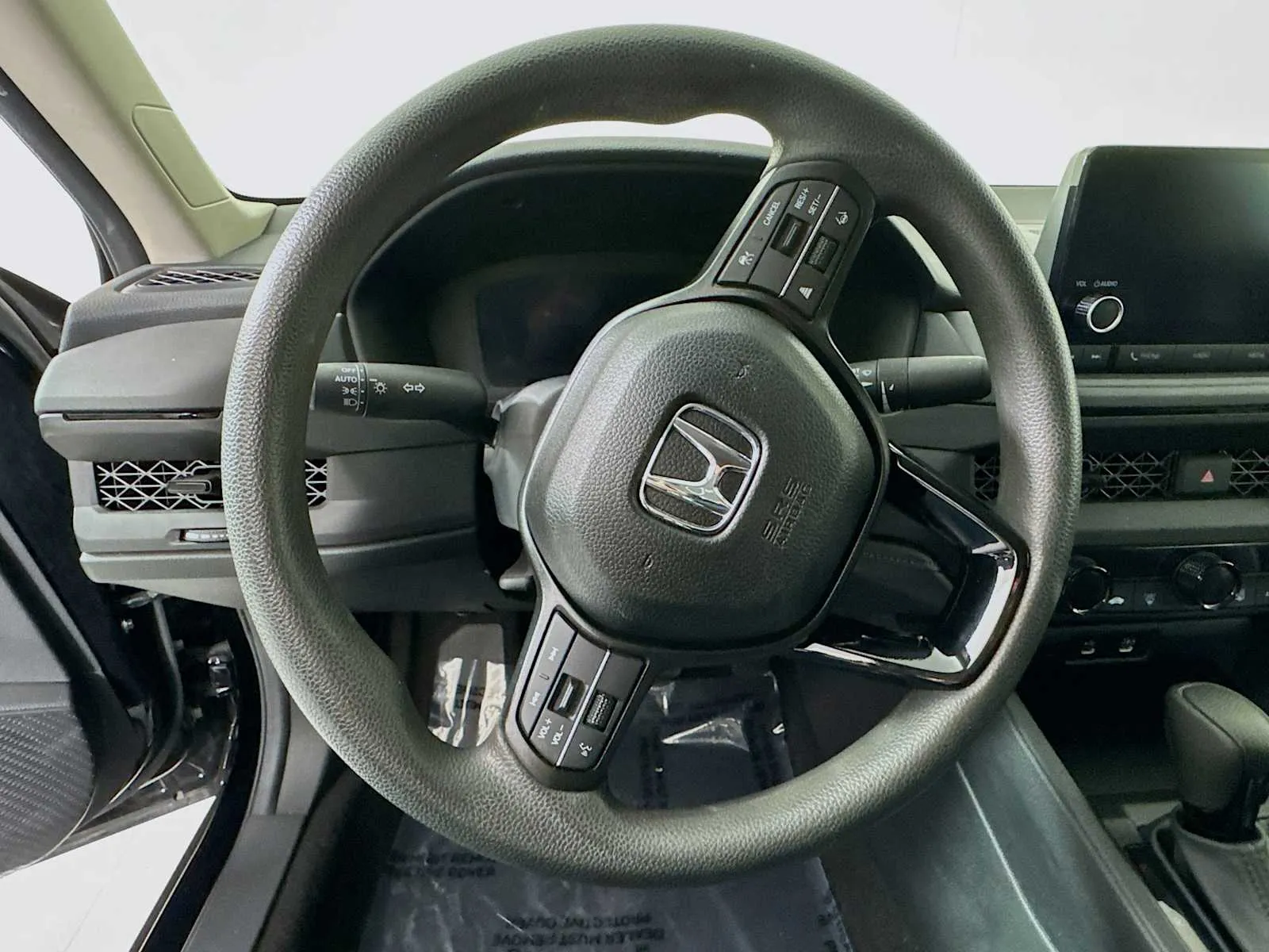 Honda Accord photo 10