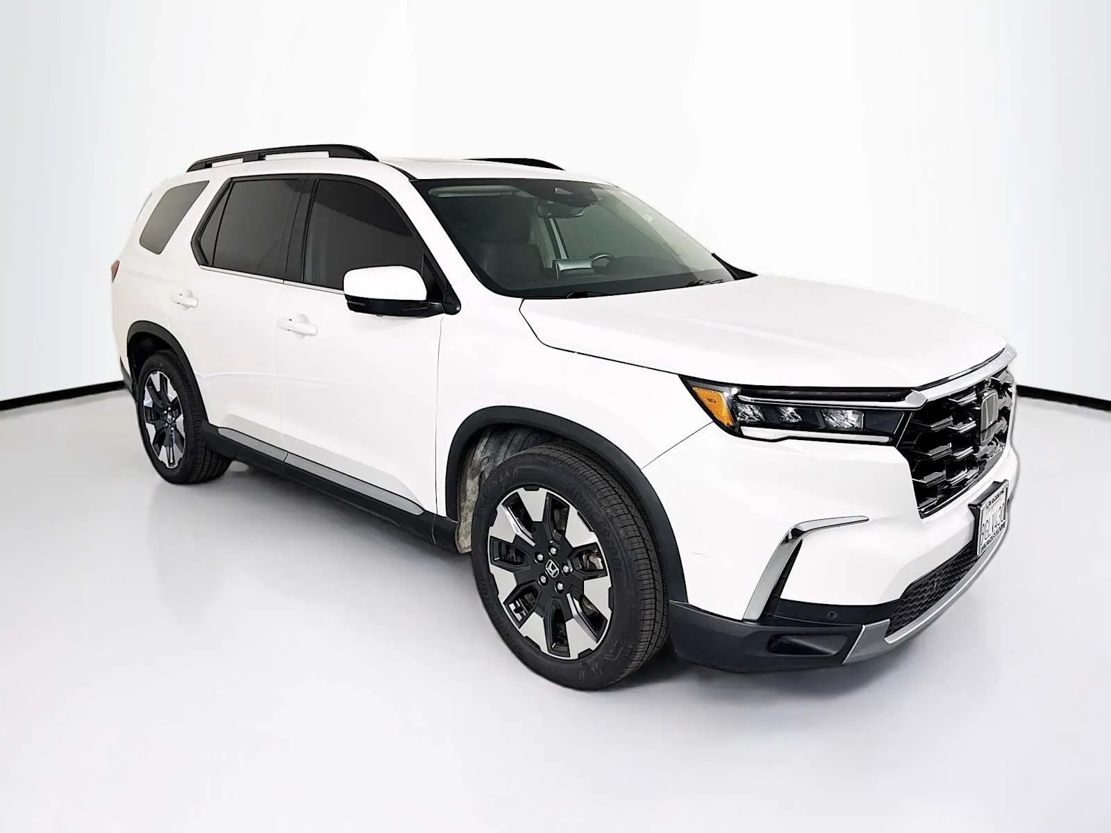 White 2023 Honda Pilot Elite for sale in Indio, CA