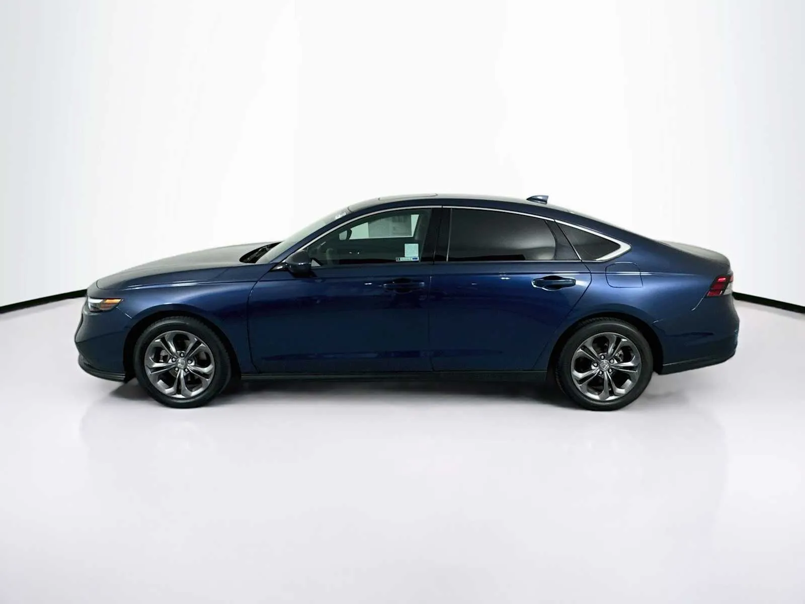 Honda Accord photo 4