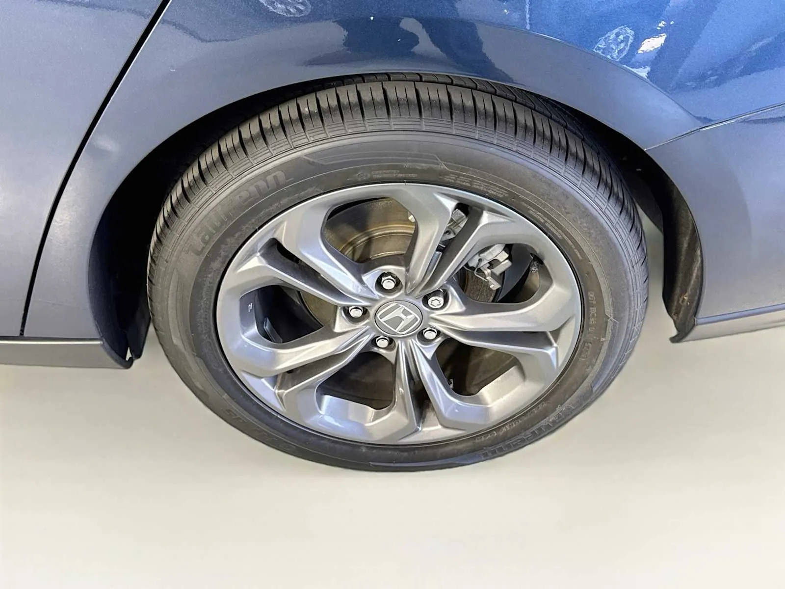Honda Accord photo 31